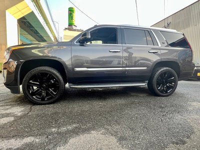 CADILLAC ESCALADE - 9