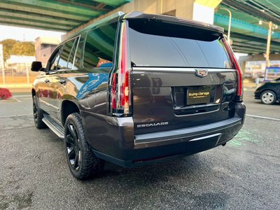 CADILLAC ESCALADE - 10