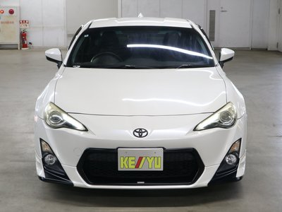 TOYOTA 86 - 9