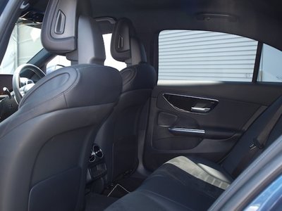 صورة 9 لـ 2025 Mercedes-BENZ C-CLASS