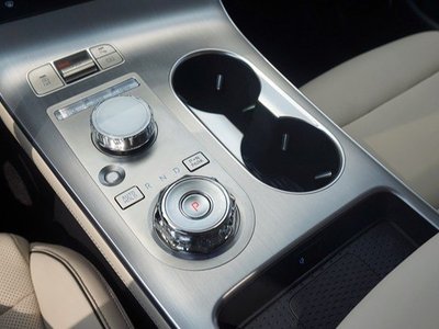 2025 Genesis GV70 — миниатюра 19