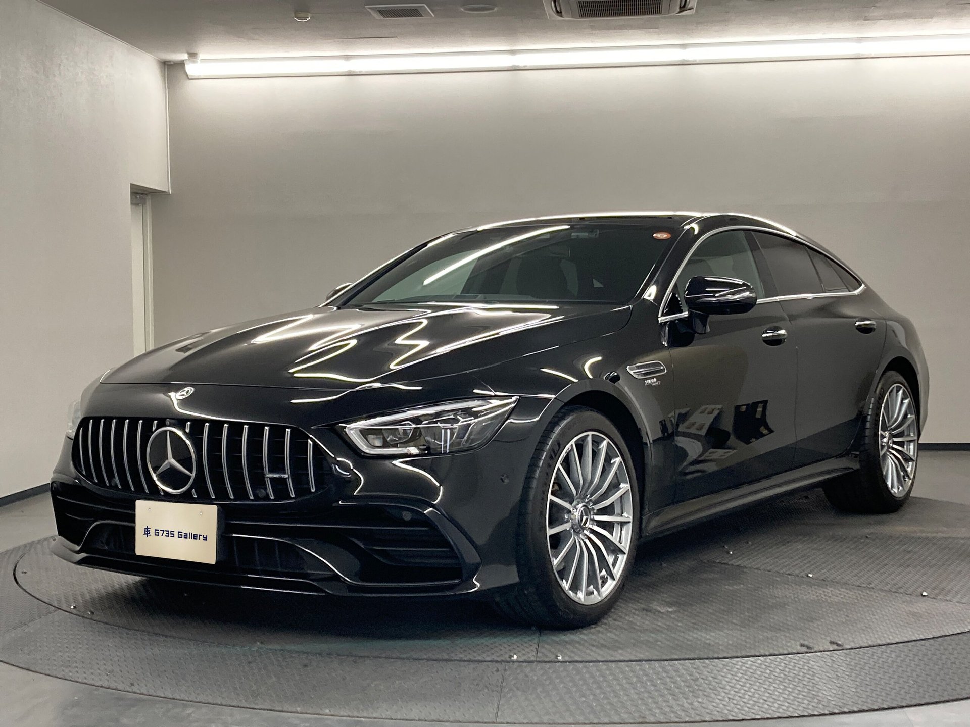 MERCEDES-BENZ GT 4-DOOR COUPE AMG - View 1