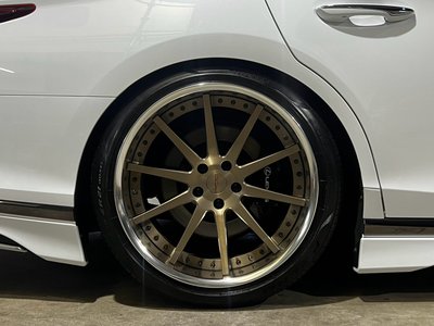 2018 Lexus LS — миниатюра 16