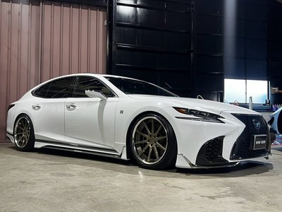 2018 Lexus LS — фото 5