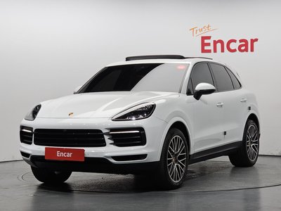 PORSCHE CAYENNE - 1