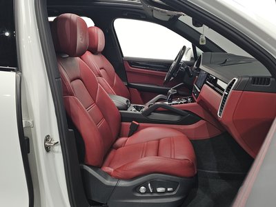 PORSCHE CAYENNE - 10