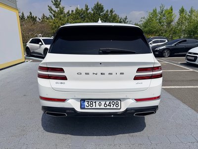 GENESIS GV80 - 3