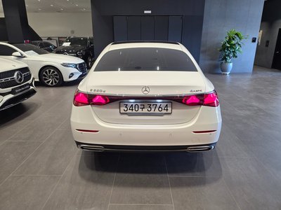 MERCEDES-BENZ E-CLASS - 3