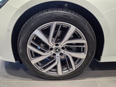 MERCEDES-BENZ E-CLASS - 6