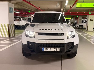 LAND ROVER DEFENDER - 6