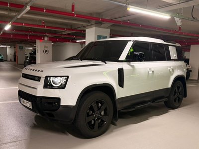 LAND ROVER DEFENDER - 1