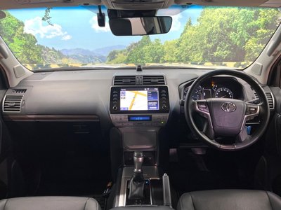 TOYOTA LAND CRUISER PRADO - 2