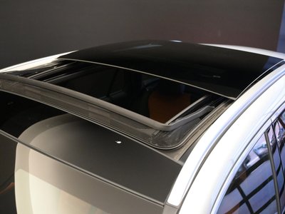 MERCEDES-BENZ GLC - 9
