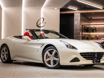 FERRARI CALIFORNIA T