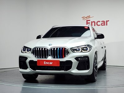 2021 BMW X6 photo 2