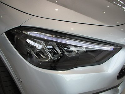 MERCEDES-BENZ GLA - 3