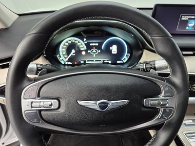 صورة 5 لـ 2021 Genesis GV70
