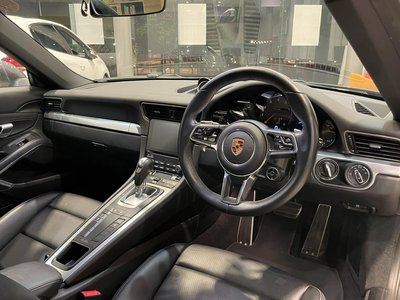2018 Porsche 911 — миниатюра 25