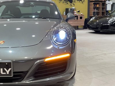 2018 Porsche 911 — миниатюра 12