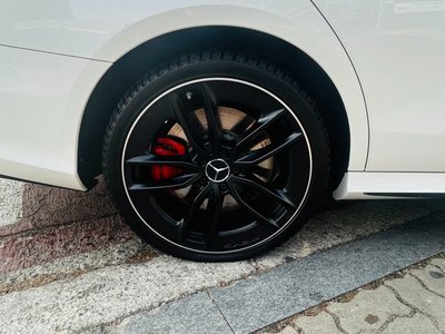 MERCEDES-BENZ E-CLASS - 9