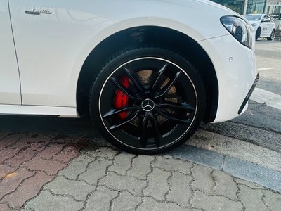 MERCEDES-BENZ E-CLASS - 10