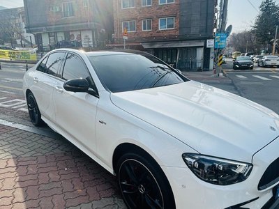 MERCEDES-BENZ E-CLASS - 7