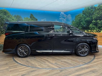صورة مصغرة 66 لـ 2024 Toyota VELLFIRE