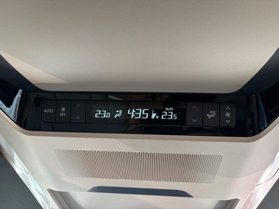 2025 Toyota ALPHARD thumbnail 49