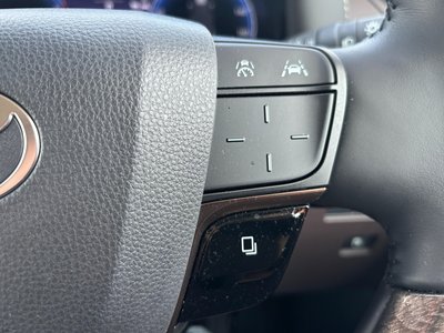 2025 Toyota ALPHARD thumbnail 26