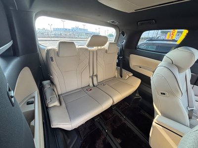 2025 Toyota ALPHARD thumbnail 54