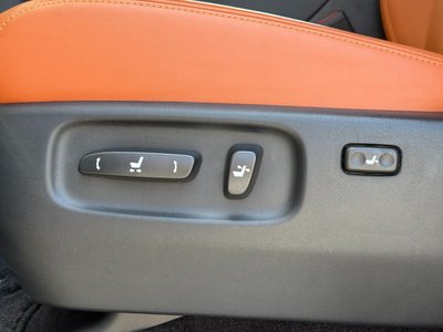 2016 Lexus LX 缩略图 43