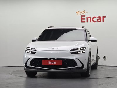 2022 Genesis GV60 photo 2
