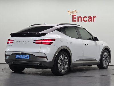2022 Genesis GV60 photo 4
