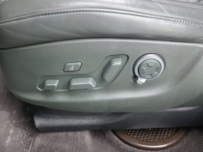 2022 Genesis GV80 thumbnail 37