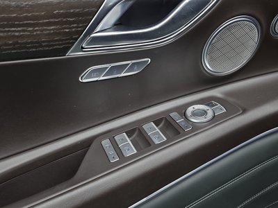 2022 Genesis GV80 thumbnail 40