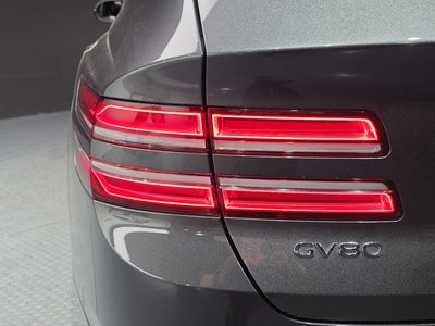 2022 Genesis GV80 photo 10