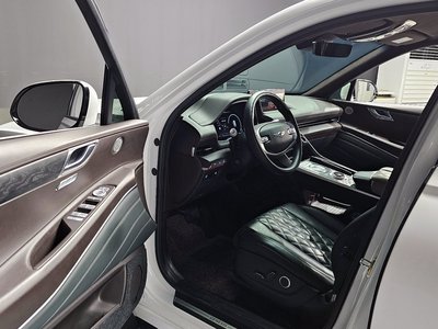 GENESIS GV80 - 10