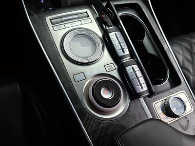 GENESIS GV80 - 9