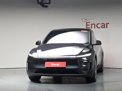 2026 Tesla MODEL Y — фото 2