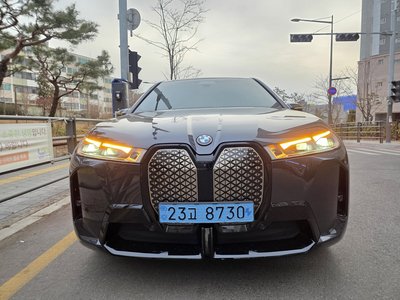 صورة 1 لـ 2021 BMW IX