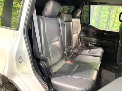 TOYOTA LAND CRUISER - 9
