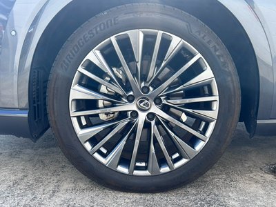 2023 Lexus RX — миниатюра 37