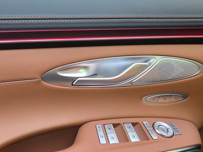 2026 Genesis GV70 — миниатюра 12