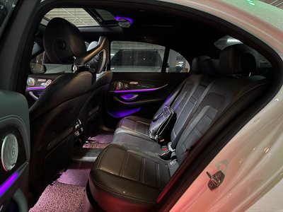 MERCEDES-BENZ E-CLASS - 9