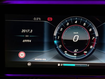 MERCEDES-BENZ E-CLASS - 4