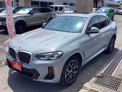 2023 BMW X4 照片 2