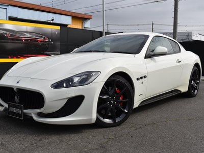 MASERATI GRANTURISMO - 1