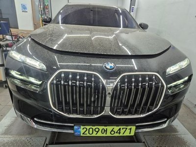 BMW 7 SERIES - 1
