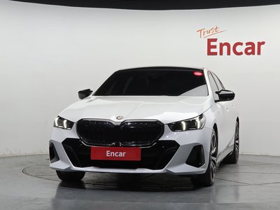 BMW 5 SERIES - 2