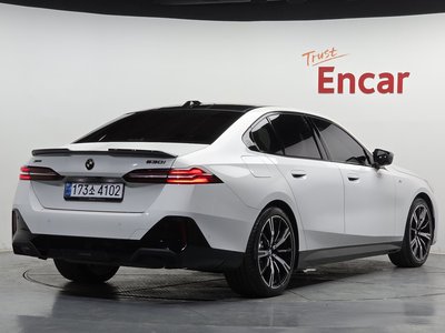 BMW 5 SERIES - 3